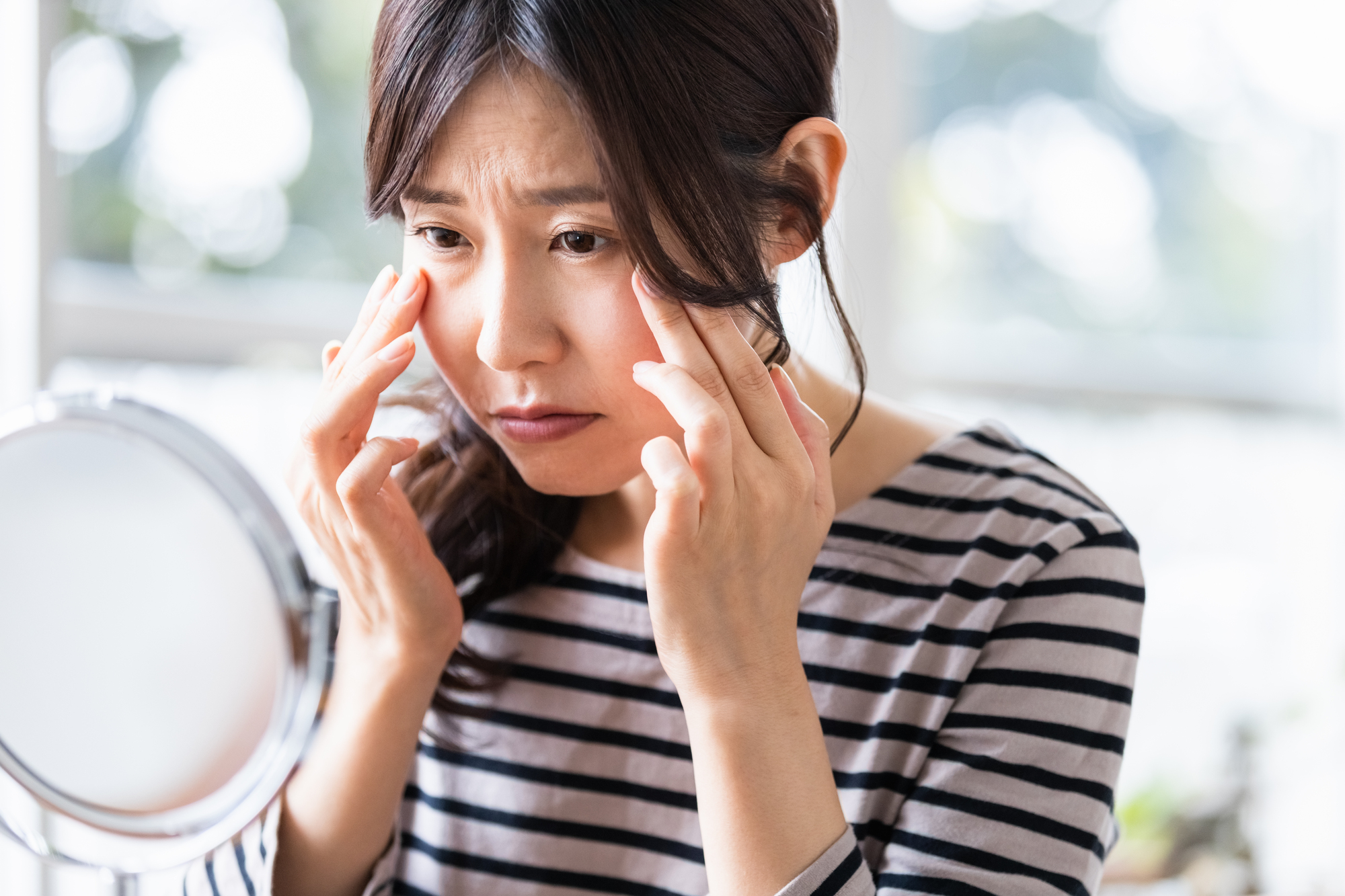 同じ場所に繰り返すニキビはホルモンバランスの変化が原因