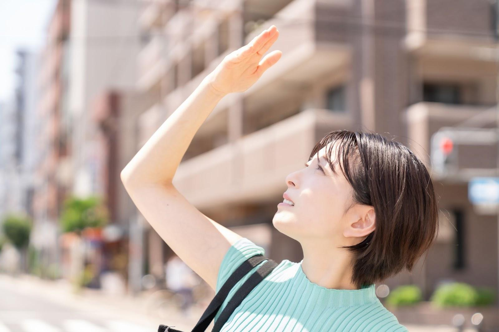 顔のたるみの原因