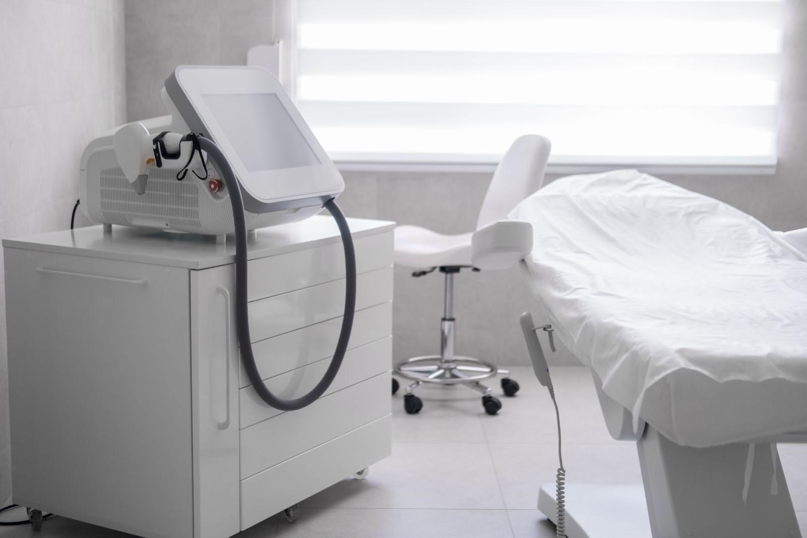 首のたるみを取る治療方法