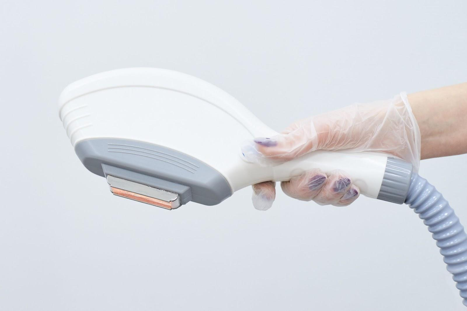 たるみ毛穴を改善する美容医療の治療法